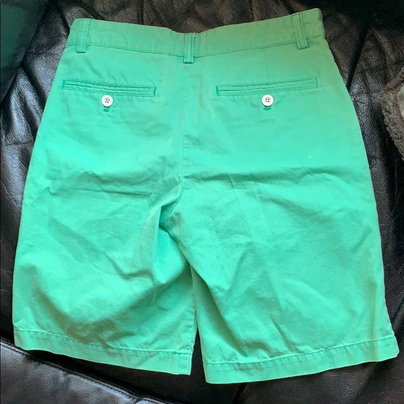 Kids Vineyard Vines shorts - Picture 2 of 3